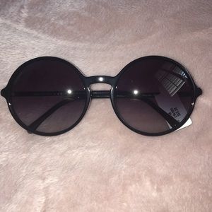 Round Chanel Sunglasses 5279a